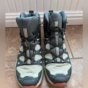 Salomon Trail Mid-Height Ultra 360 Hiking Boots in Sage Green, Gray & Coral 11.5